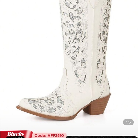 SHEIN White Heeled Boots Size 8.5 - Picture 3 of 13